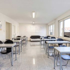 Fahrschule POL in Stuttgart