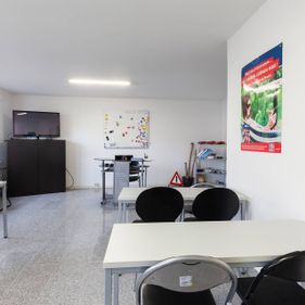 Fahrschule POL in Stuttgart